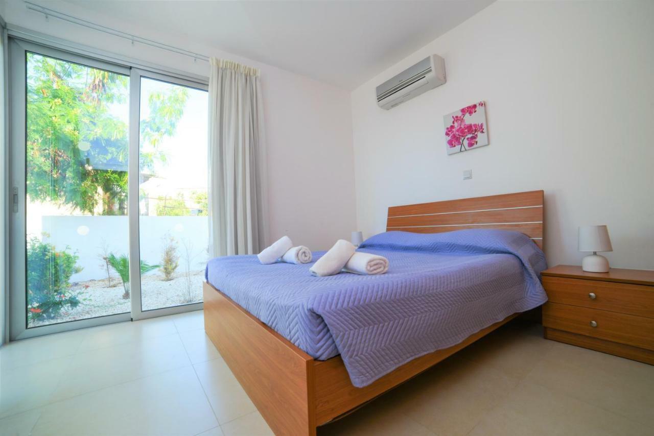 Coral Bay Villa 10 ภายนอก รูปภาพ