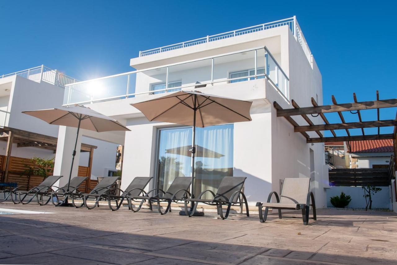 Coral Bay Villa 10 ภายนอก รูปภาพ